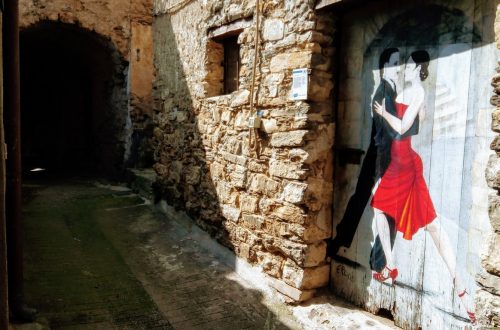 valloria porte dipinte