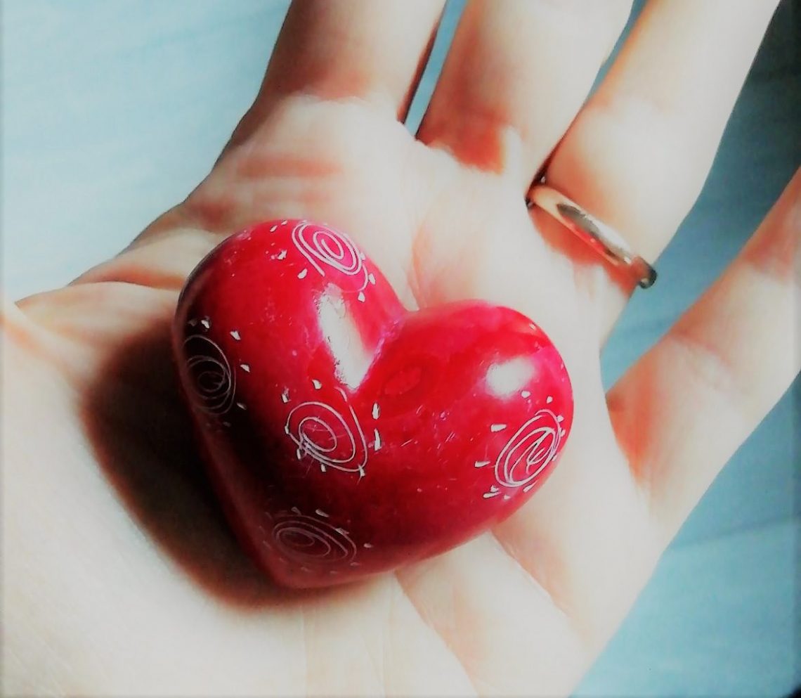 cuore in mano